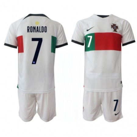 Virallinen pelipaita Portugali Cristiano Ronaldo 7 Vieras World Cup 2022 Lyhythihainen - Lasten ( + Lyhyet housut )